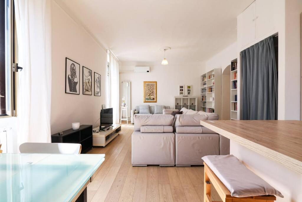 Primopiano - Rinuccini Lägenhet Milano Exteriör bild